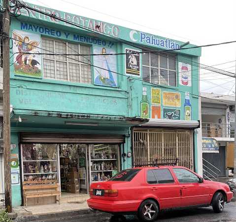 Fotografia tomada fuera de Botánico Pahuatlán - Comercio en Monterrey, N.L.