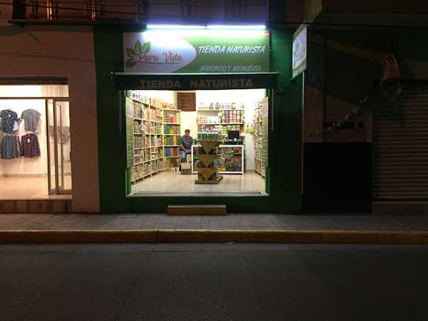 Fotografia tomada fuera de Pura Vida - Tienda naturista en Jacona de Plancarte, Mich.