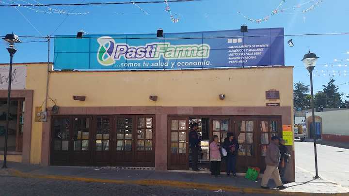Fotografia tomada fuera de Pasti-Farma - Pharmacy en Zempoala, Hgo.