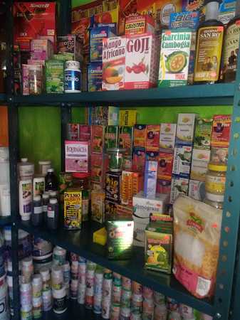 Fotografia tomada fuera de Yoloxochiltl tienda naturista - Tienda de alimentos naturales en Tepoztlán, Mor.