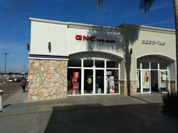 Fotografia tomada fuera de GNC WM Pabellon Rosarito - Tienda de vitaminas y suplementos en Playas de Rosarito, B.C.