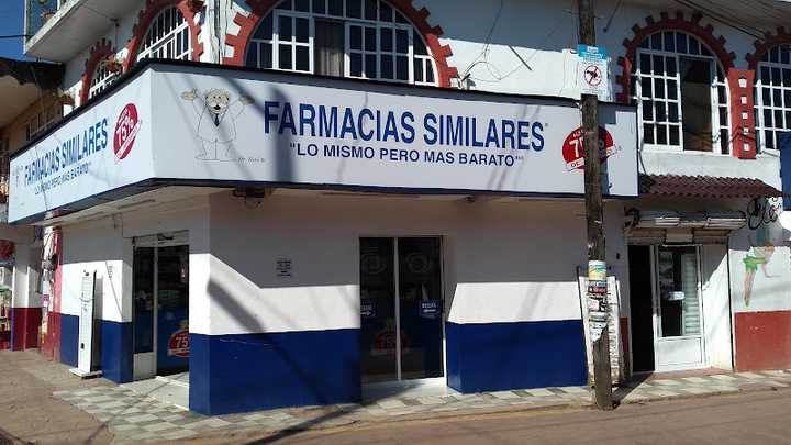Fotografia tomada fuera de Farmacias Similares - Tlanchinol 1, Hgo. - Farmacia en Tlanchinol, Hgo.
