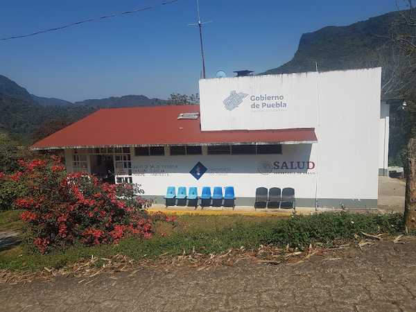 Fotografia tomada fuera de Centro de Salud Telolotla - Médico en Zihuateutla, Pue.