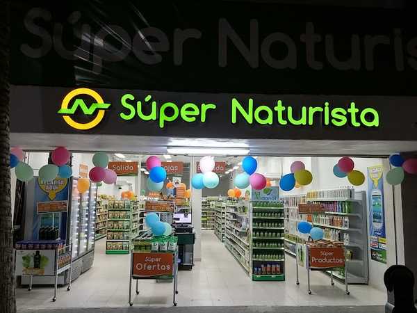 Fotografia tomada fuera de Súper Naturista - Tienda de alimentos naturales en Torreón, Coah.