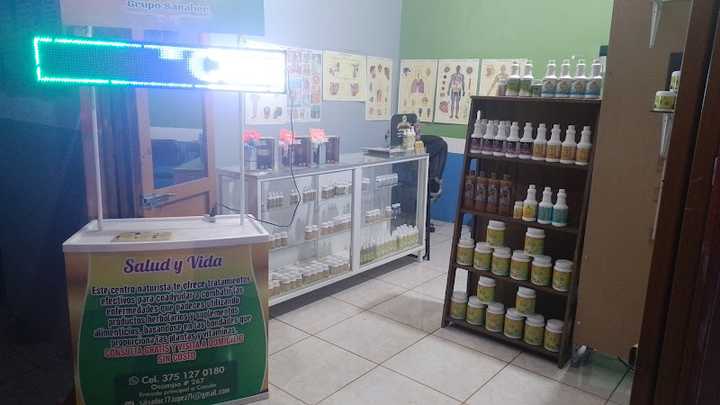 Fotografia tomada fuera de Consultorio naturista Y tienda Cocula - Tienda de vitaminas y suplementos en Cocula, Jal.