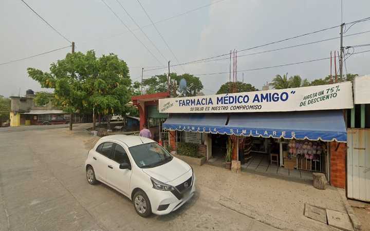 Fotografia tomada fuera de Farmacia Similares - Farmacia en San Pedro Tapanatepec, Oax.