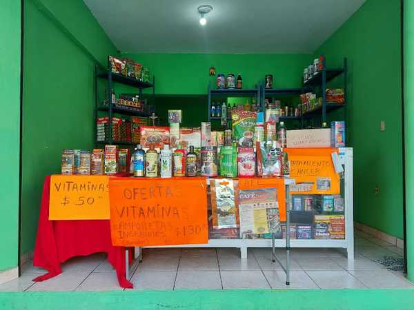 Fotografia tomada fuera de TIENDA NATURISTA ROSSY - Tienda de vitaminas y suplementos en El Higo, Ver.