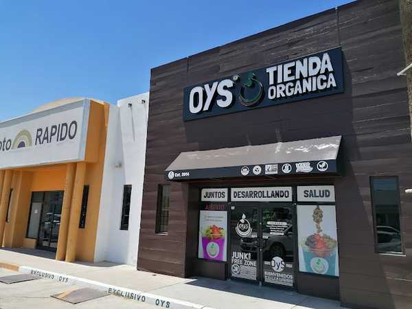 Fotografia tomada fuera de OyS Tienda Orgánica - Tienda de alimentos orgánicos en San Luis Río Colorado, Son.