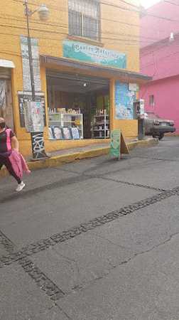 Fotografia tomada fuera de Tienda Naturista Angel de la Salud - Tienda de vitaminas y suplementos en Álvaro Obregón, CDMX