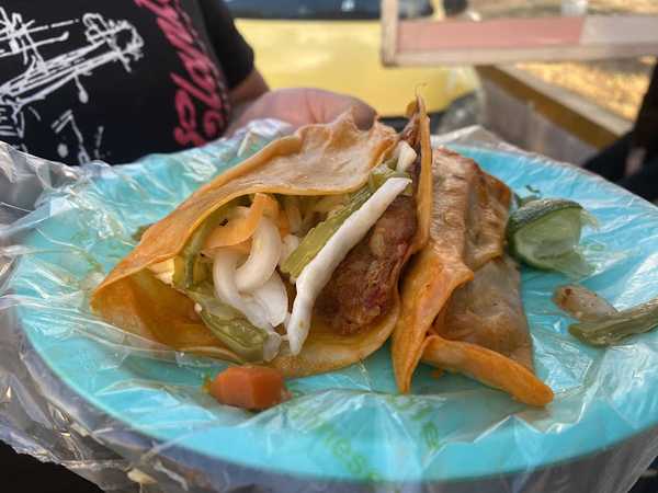 Fotografia tomada fuera de Tacos De Canasta Hugo - Tienda naturista en Celaya, Gto.